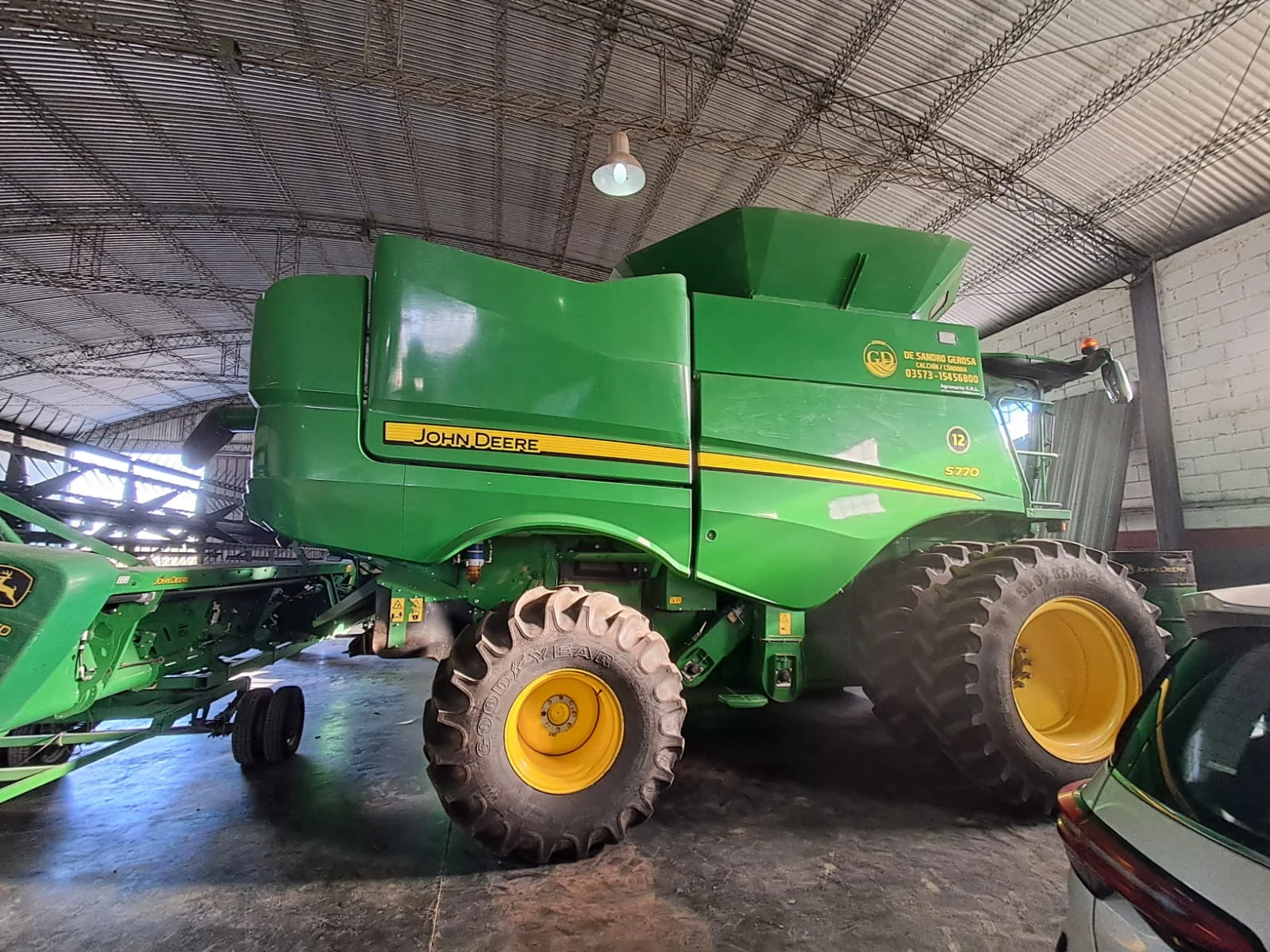 ba014199bcff60db5d47d5ecca3fee88-2